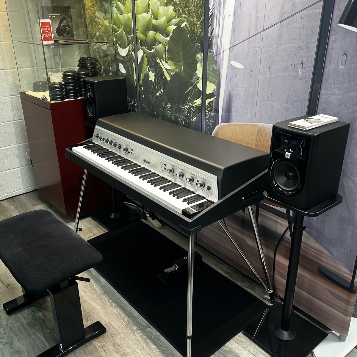 Rhodes MK8 Classic on chrome legs in the Pierre's Fine Pianos showroom